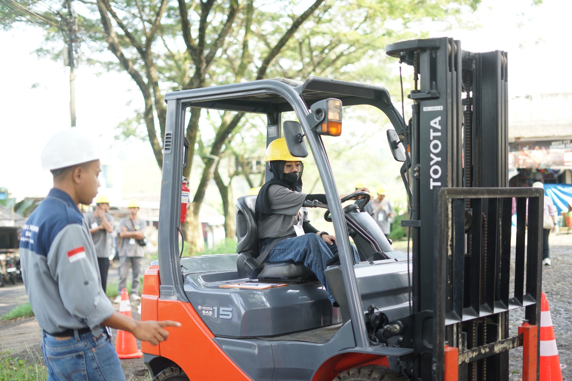 Operator Forklift